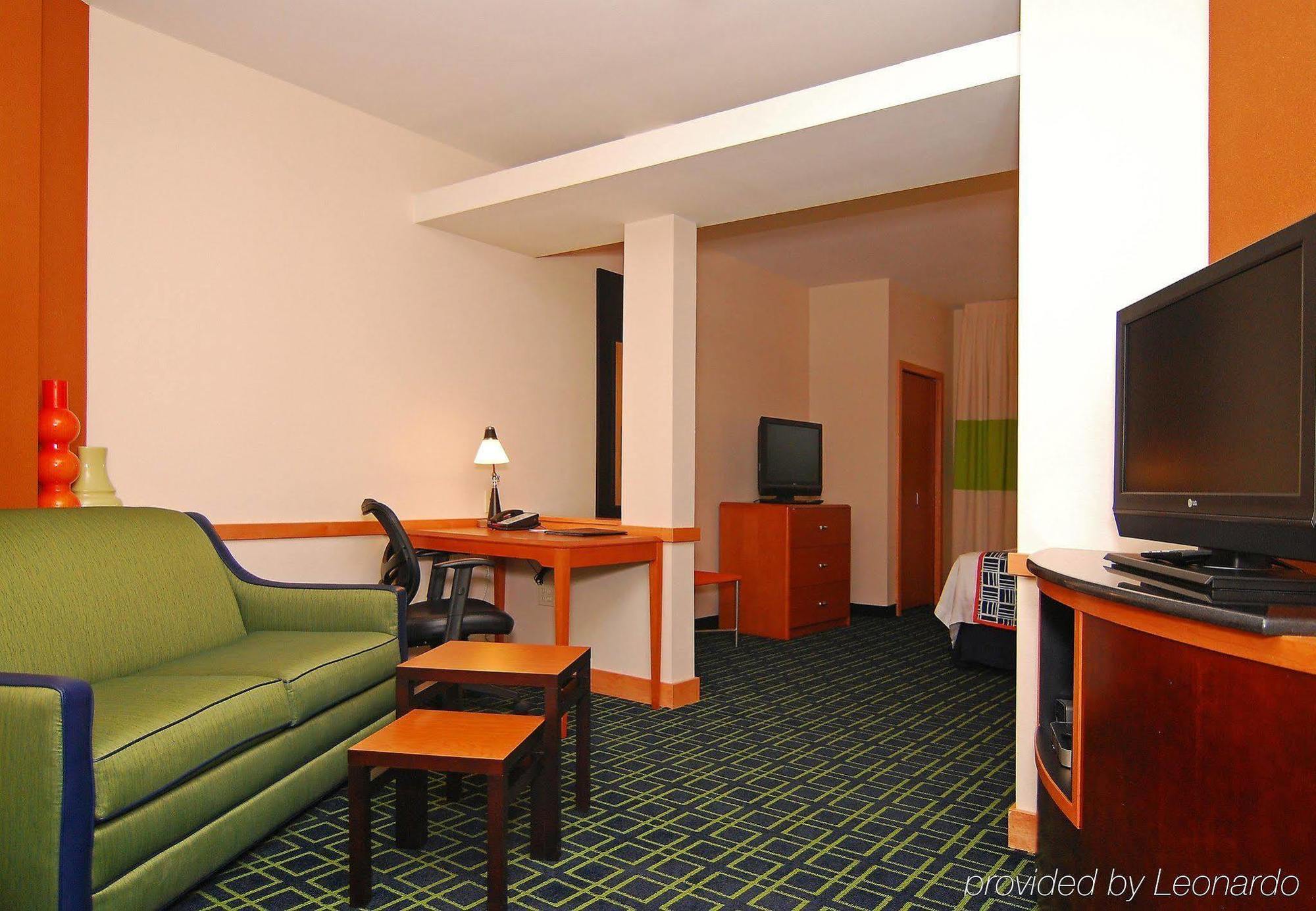 Fairfield Inn & Suites Tehachapi Room photo